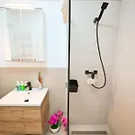 L&s In Odyssey Spa&pool-parking 아파트